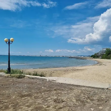 морски бряг Светий Влас