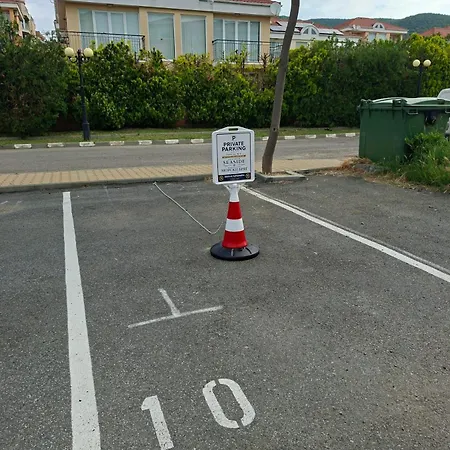 Case de vacanță морски бряг *